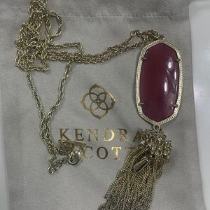 Kendra Scott Raine Long Pendant in Maroon/Gold